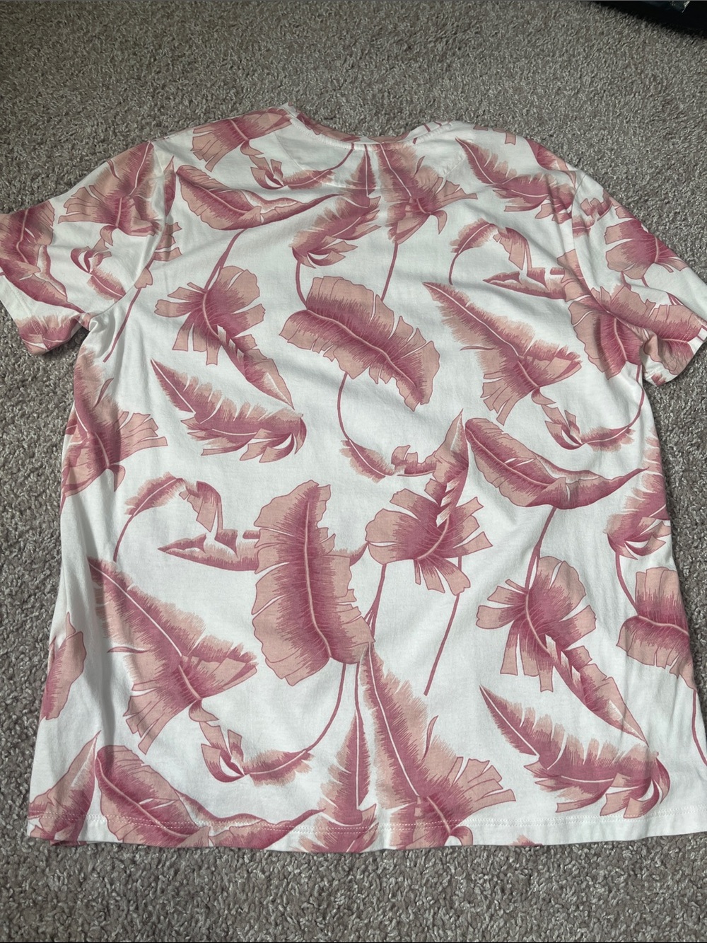 Men’s Express White Tee with Dusty Pink Feather Motif - Picture 4 of 4